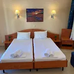 Aliki\'S Comfortable Holiday Apartments-Great Location