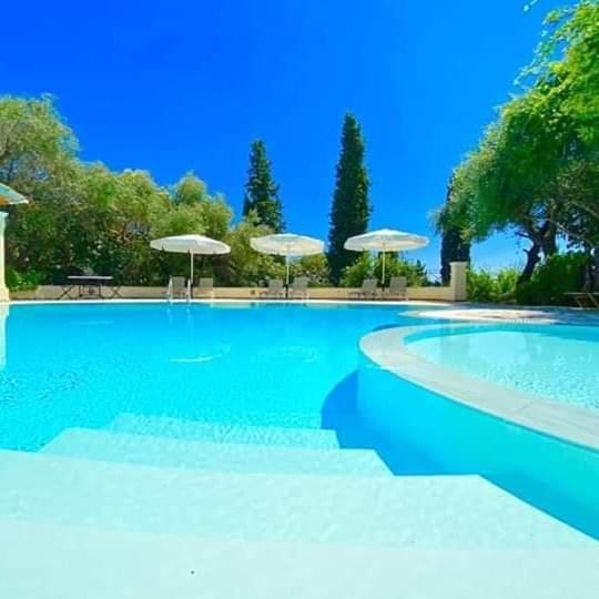 Aliki's Comfortable Holiday Apartments-great Location Appartement Nisaki (Corfu)