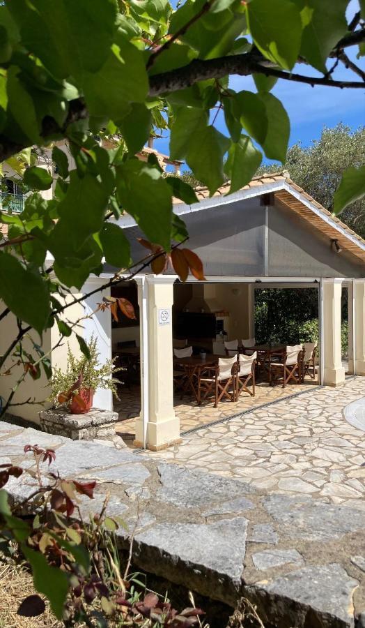 Aliki's Comfortable Holiday Apartments-great Location Appartement