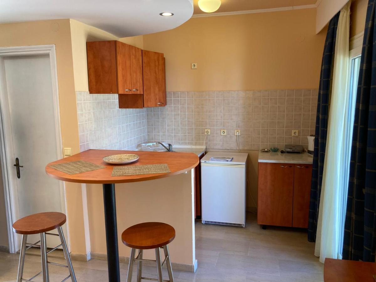 Aliki's Comfortable Holiday Apartments-great Location Appartement